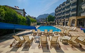 Selen Hotel Icmeler